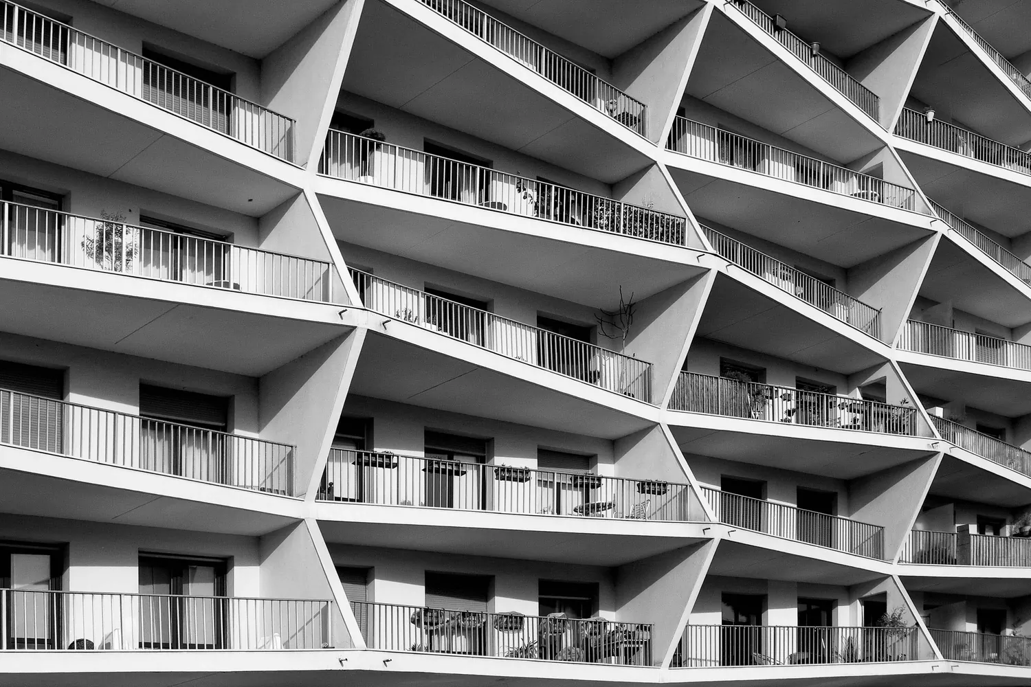 RENNES ARCHITECTURE LE TRIMARAN MODERN 
