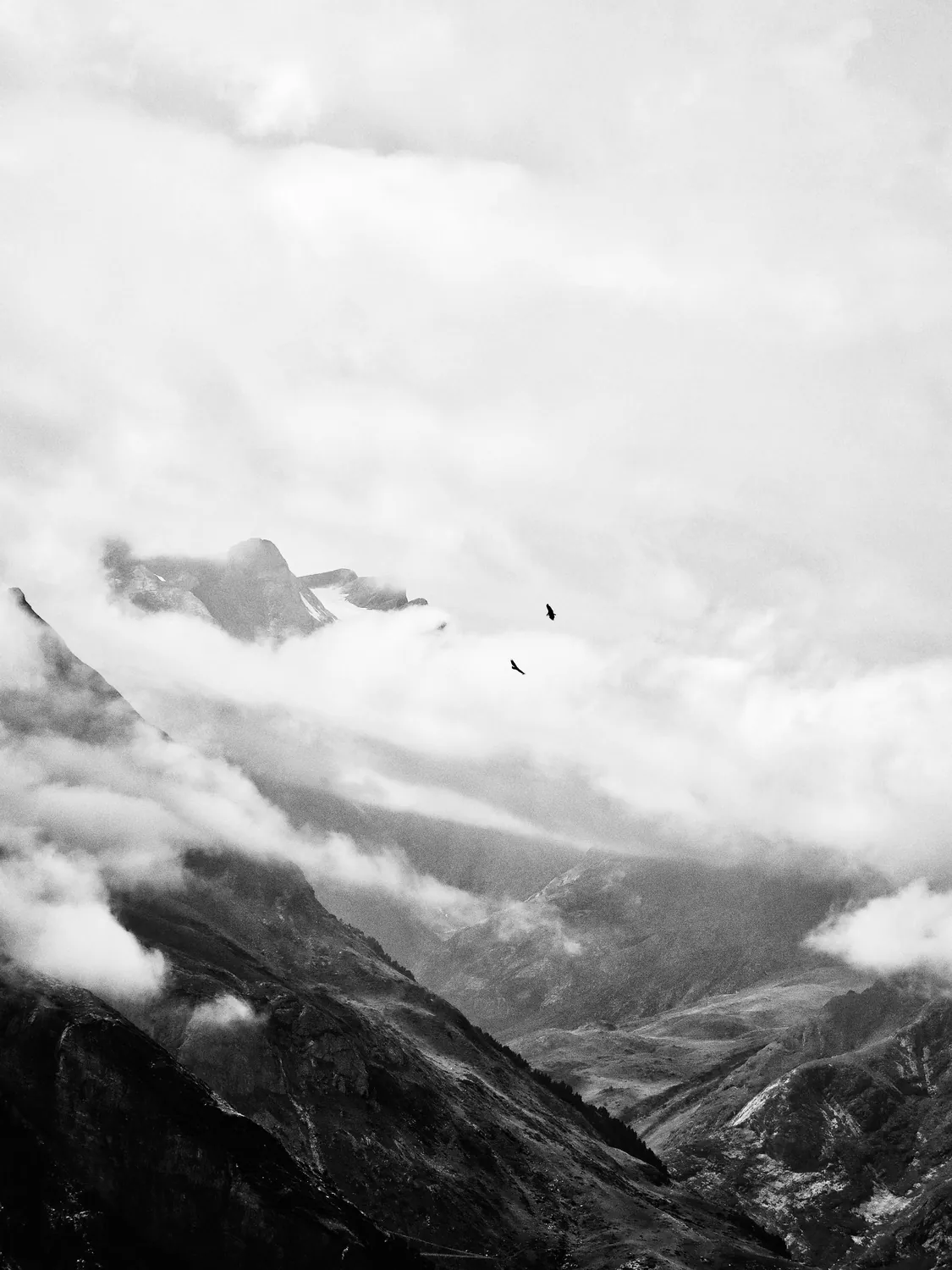 PYRENEES LANDSCAPE MOUNTAINS VULTURES CLOUDS  