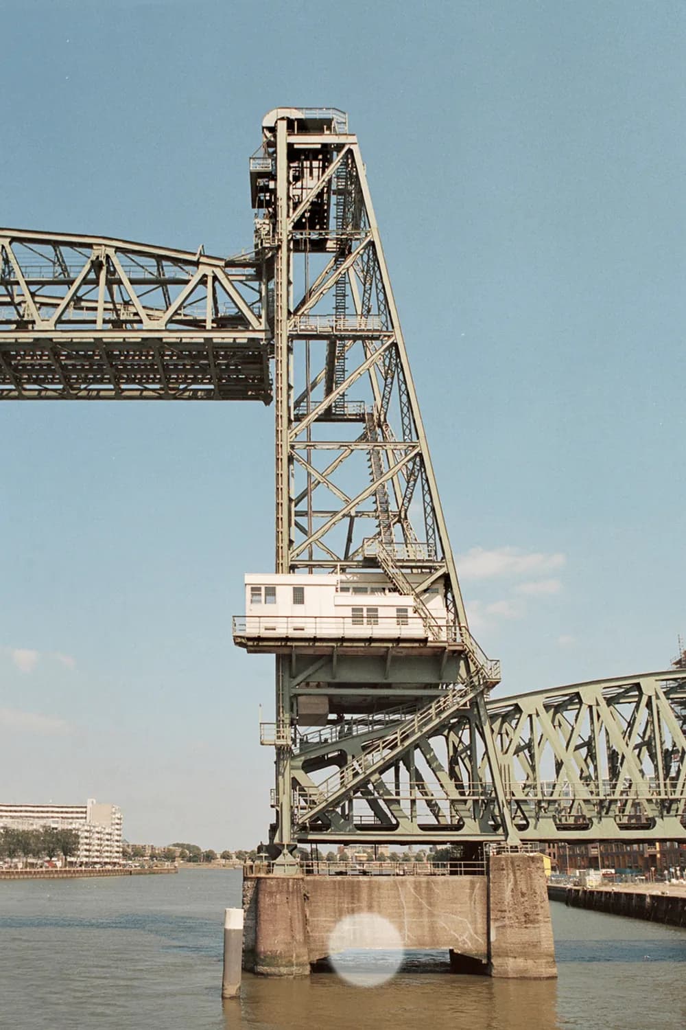 ROTTERDAM BRIDGE ARCHITECTURE KONINGSHAVEN BRIDGE GREEN